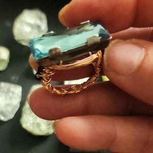 Elegant Blue and Gold Ring